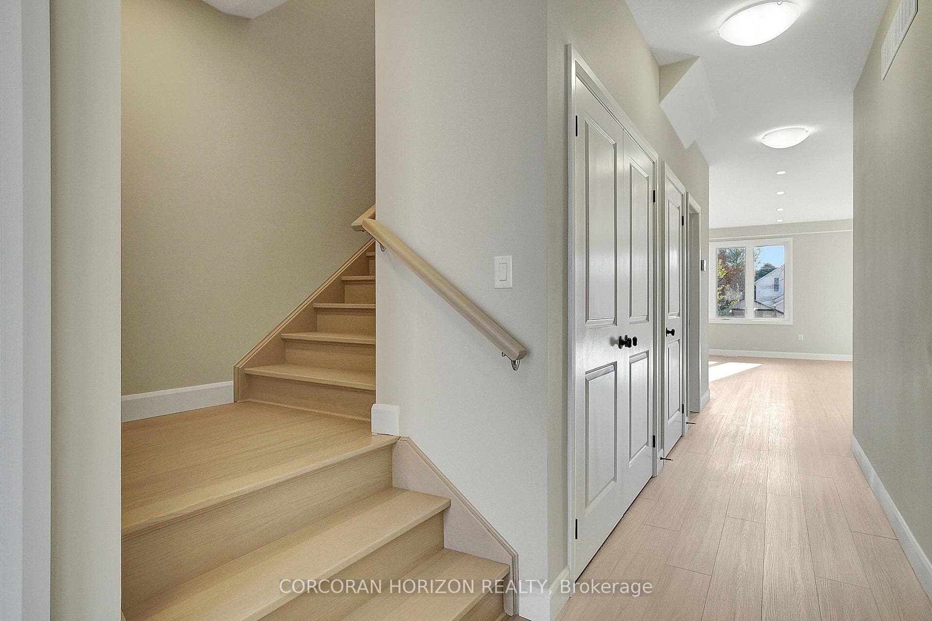 46 Lowell Street photo 11