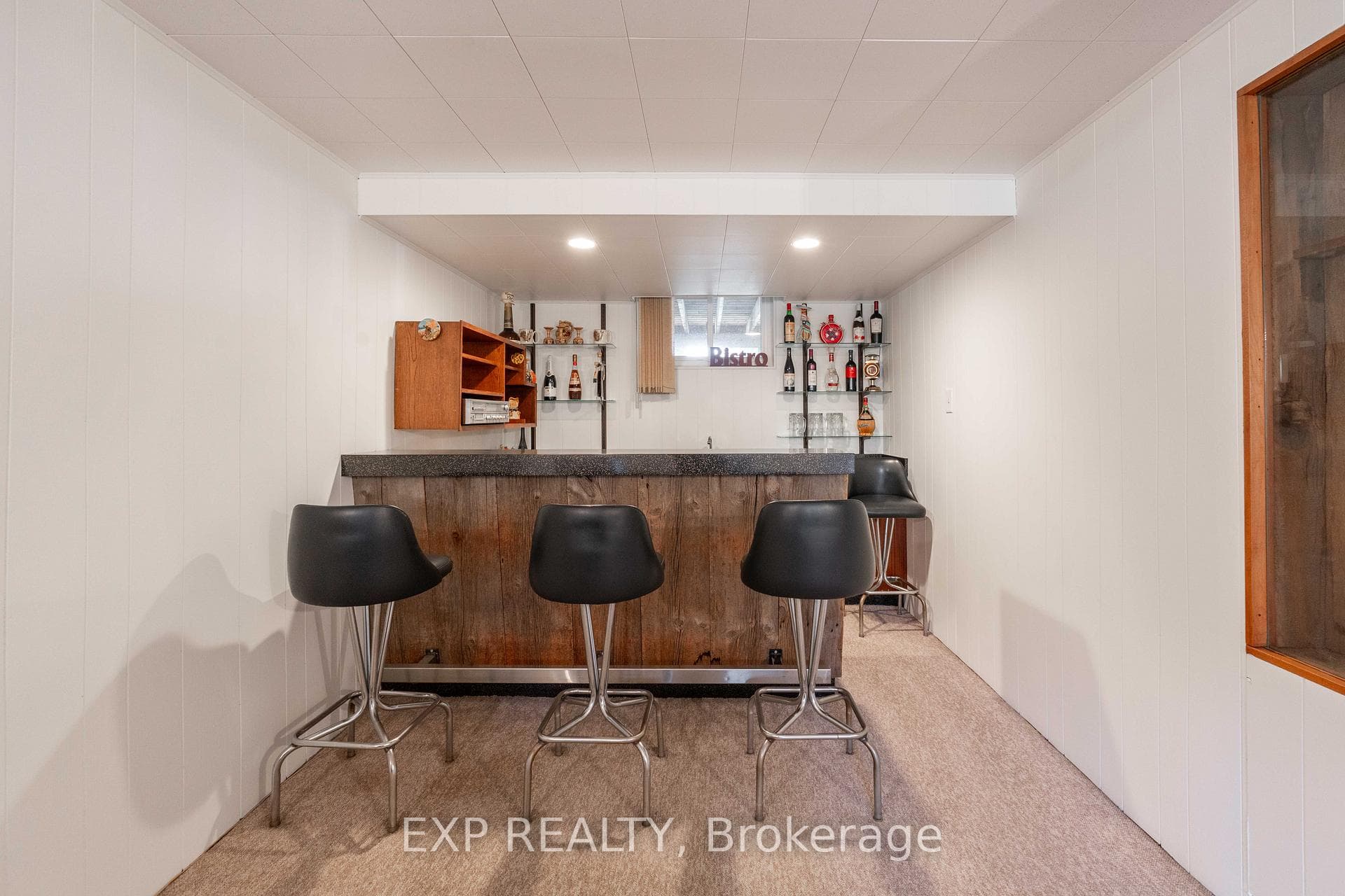 954 Eighth Street photo 26