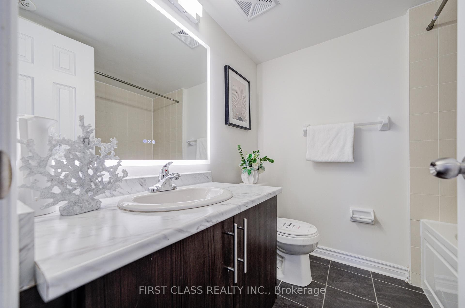 13 Eaton Park Lane Unit 16 photo 27