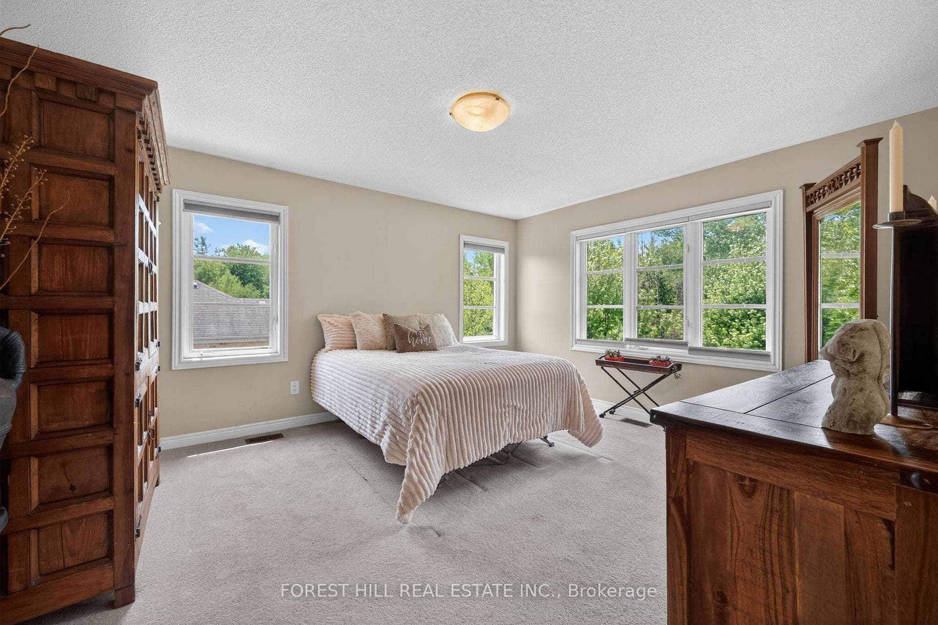 320 William Dunn Crescent photo 21