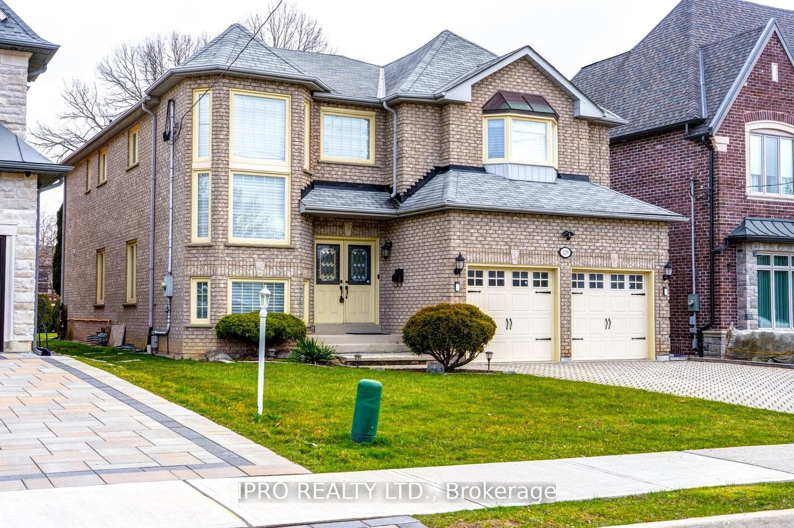 229 Baker Avenue photo 2