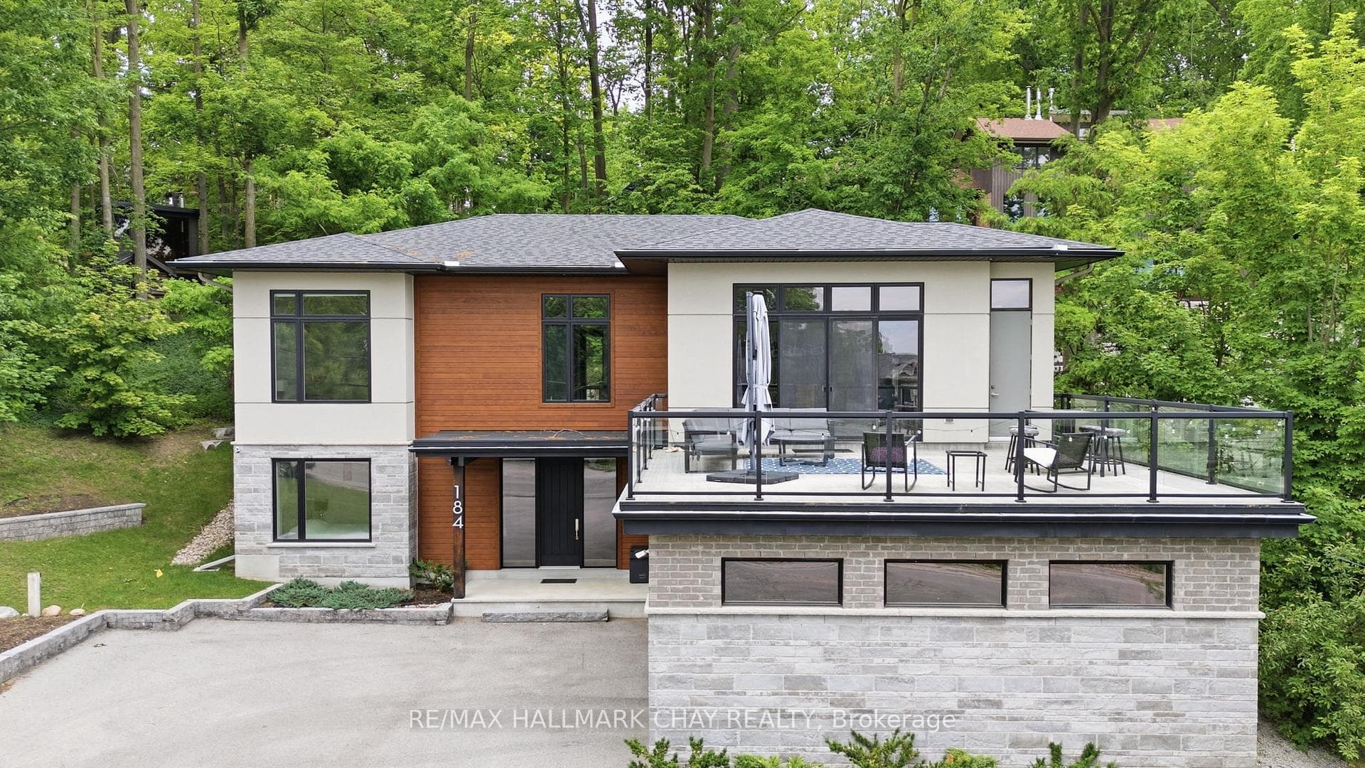 184 Shanty Bay Road photo 2