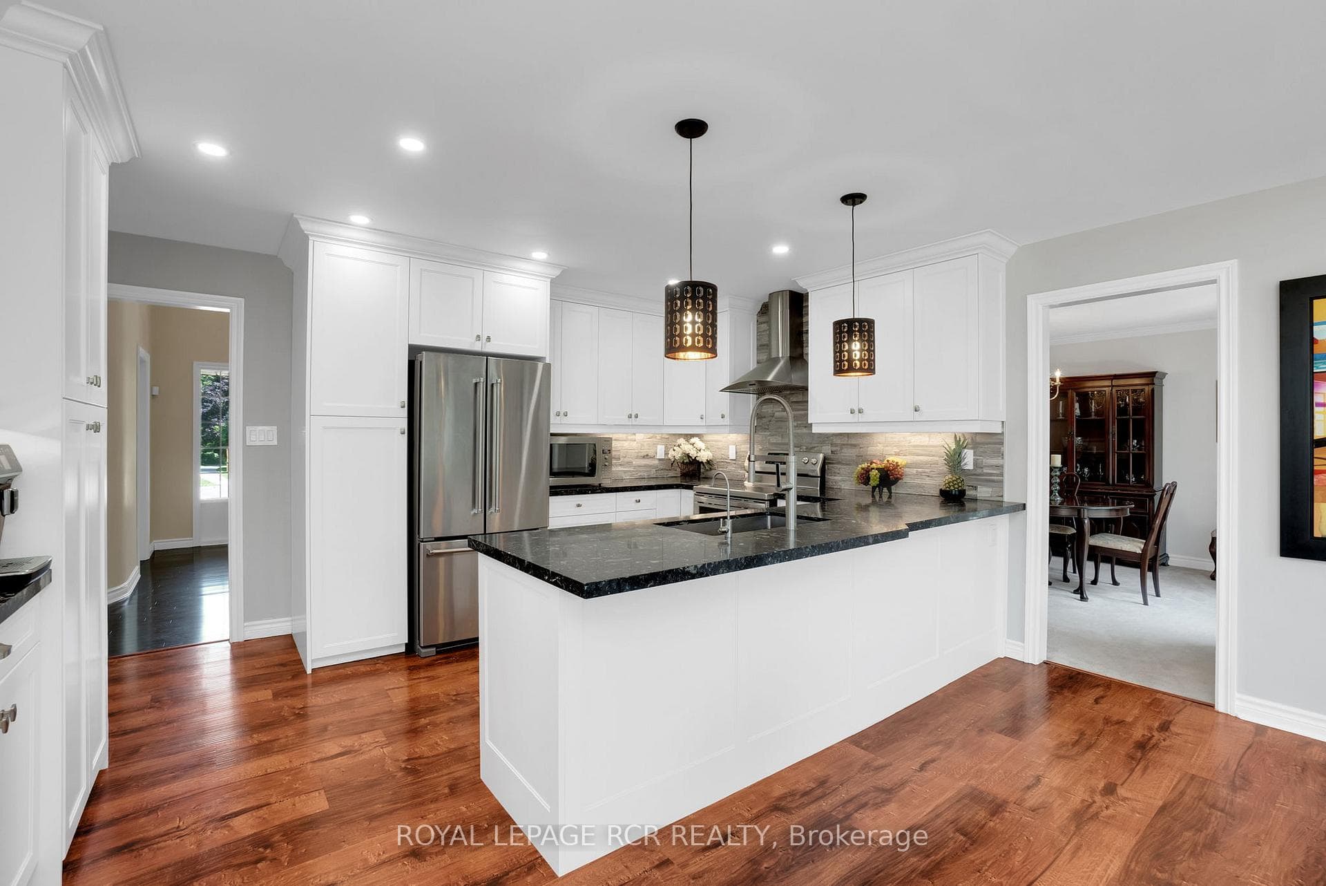 7 Willow Wood Place photo 11
