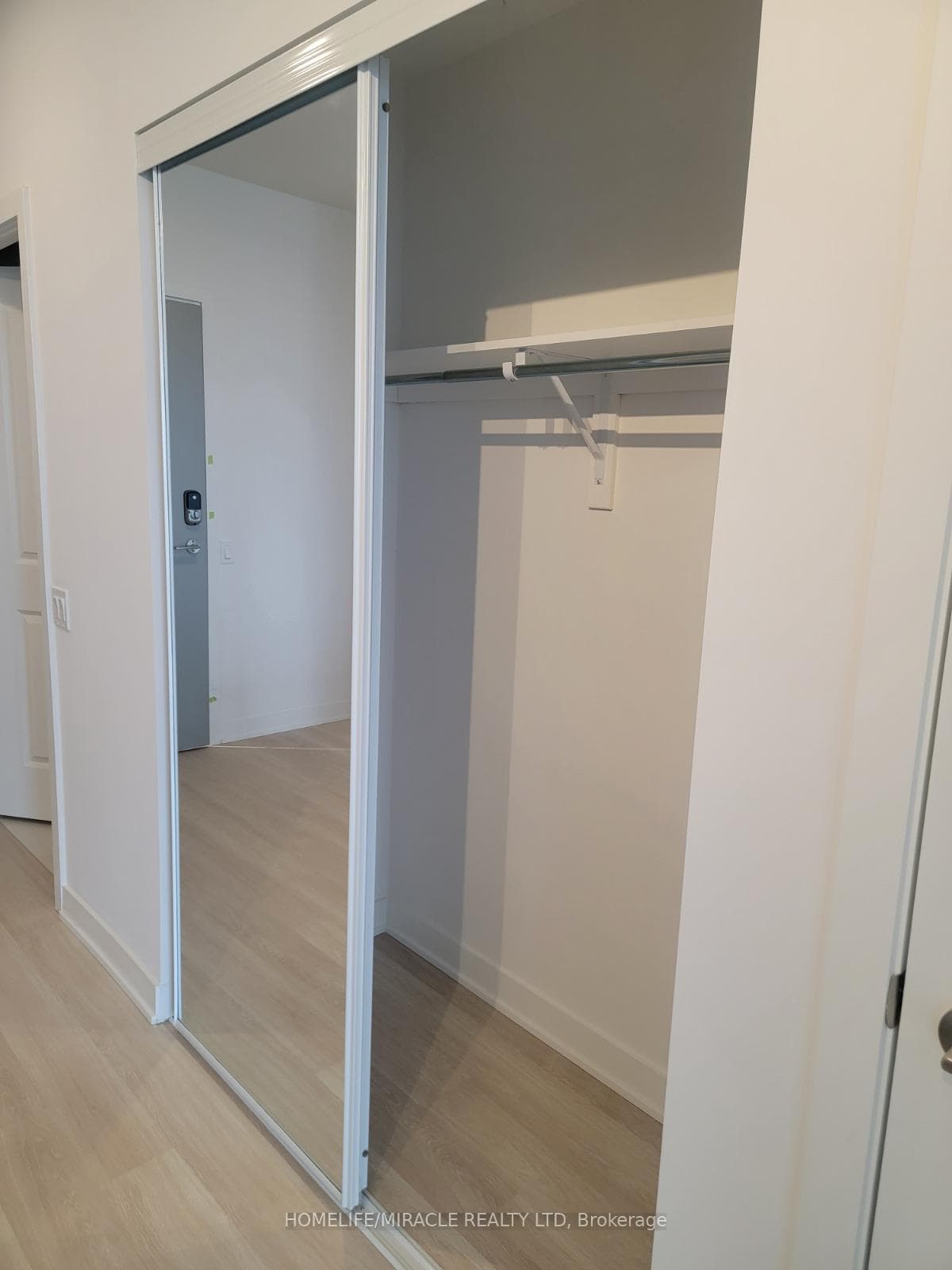 30 Upper Mall Way Unit 3109 photo 14