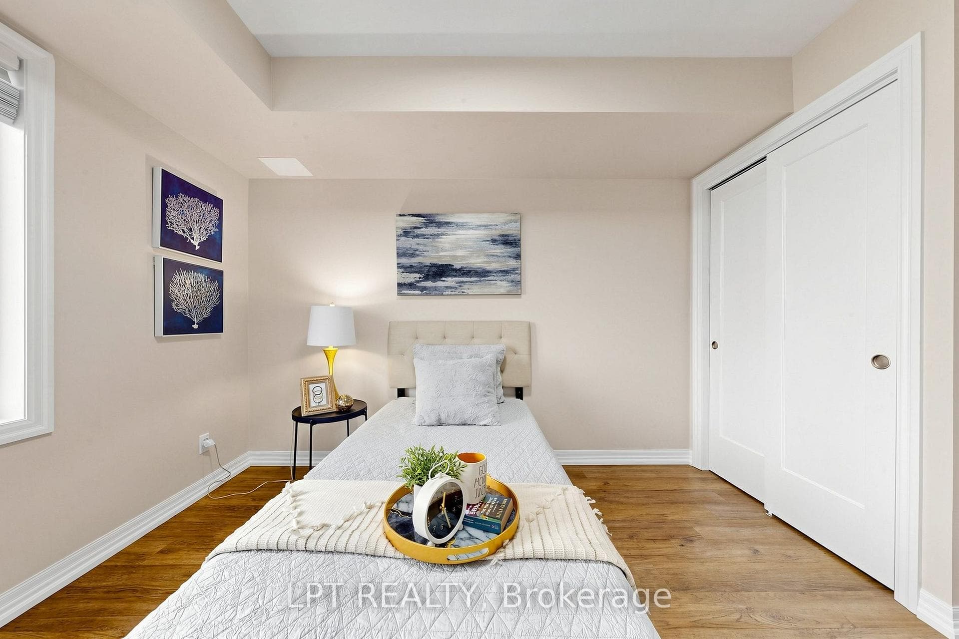 104 Summit Ridge Drive Unit 302 photo 34