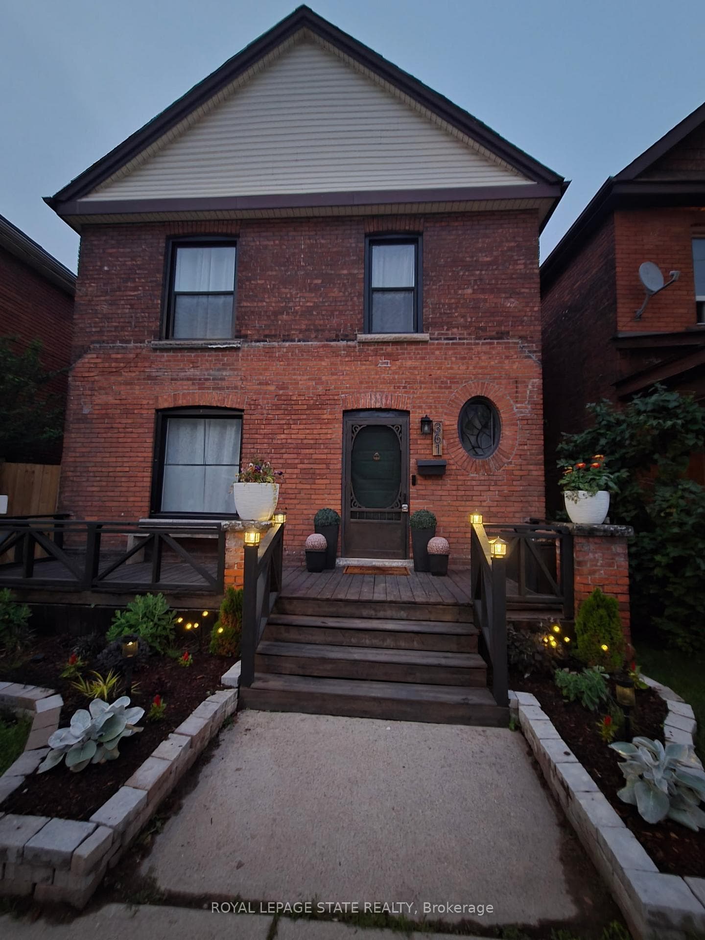 361 Cumberland Avenue photo 5