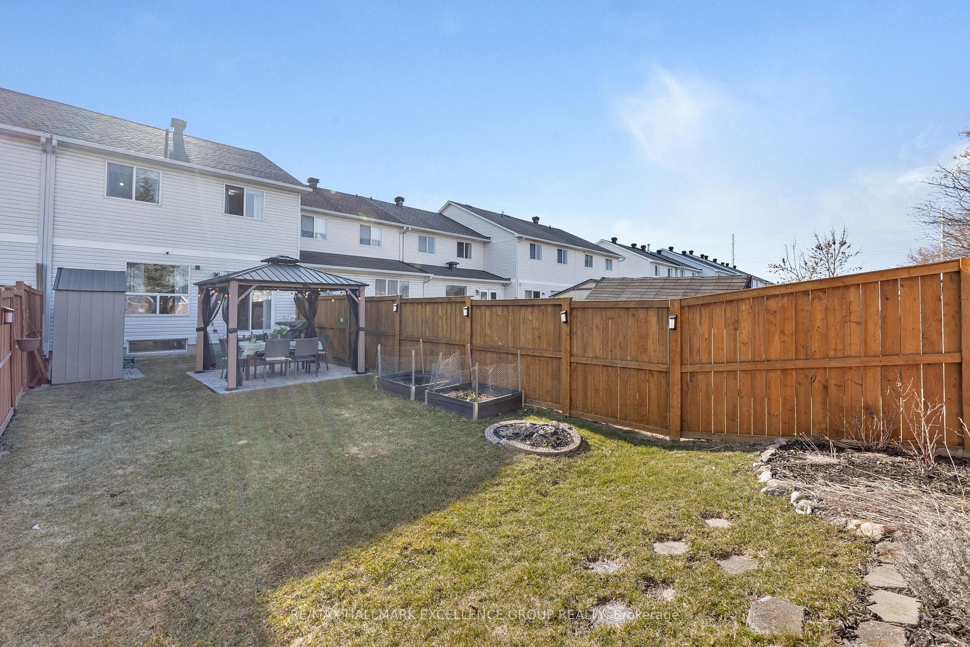 759 Nesting Way photo 18