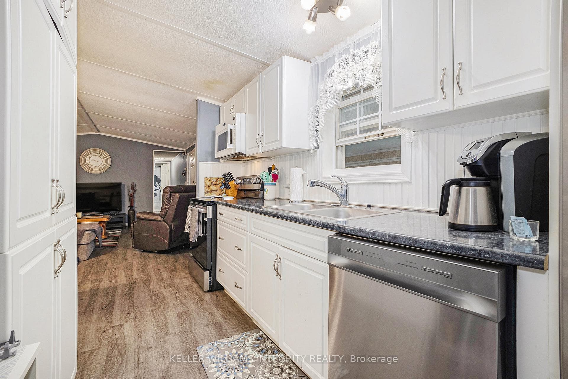 14 Oakwood Avenue photo 12