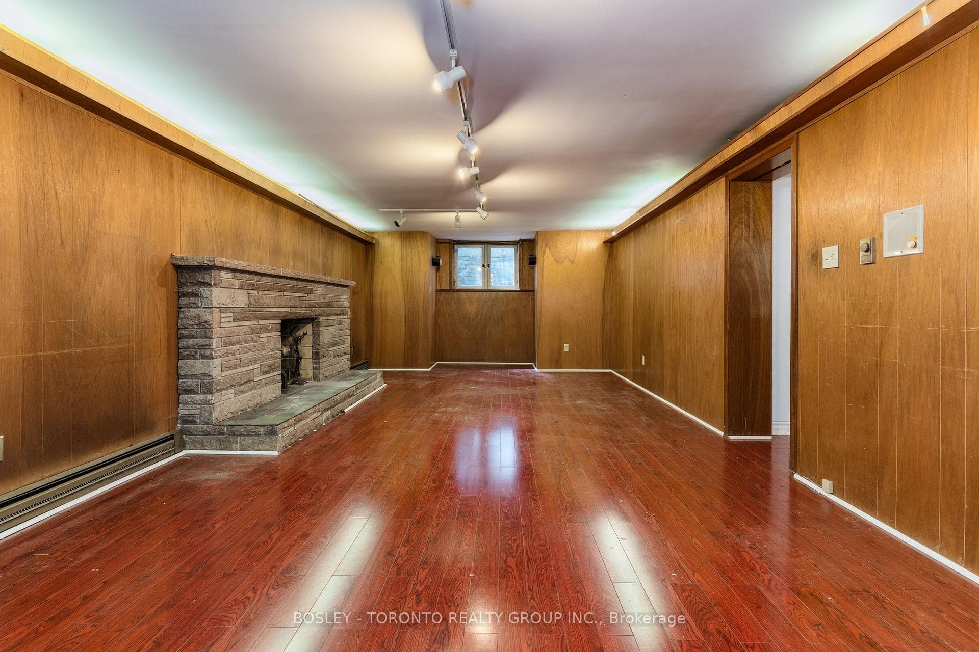 16 Duncannon Drive photo 20