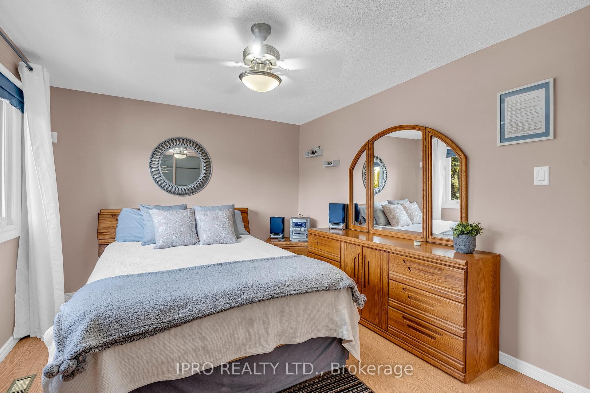 30 Ridler Court photo 21