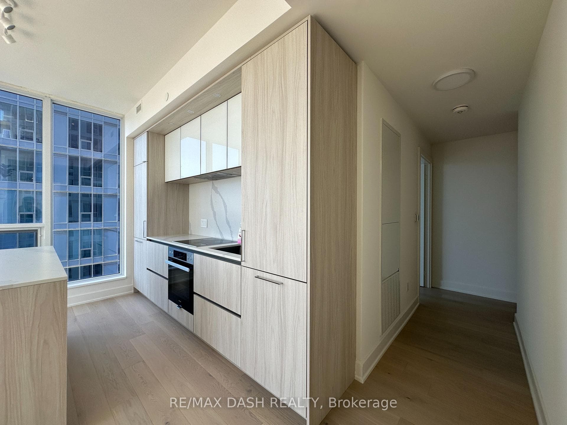 15 Mercer Street Unit 3302 photo 18