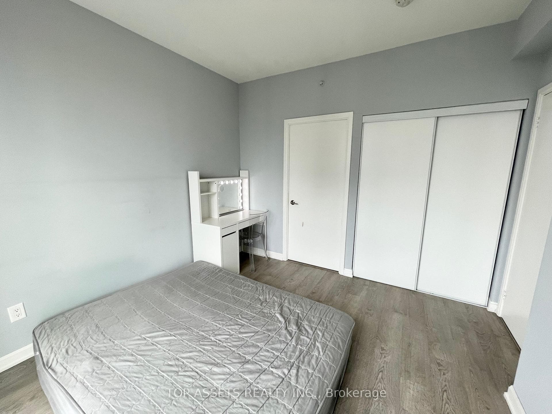 9 Bogert Avenue Unit 3209 photo 7