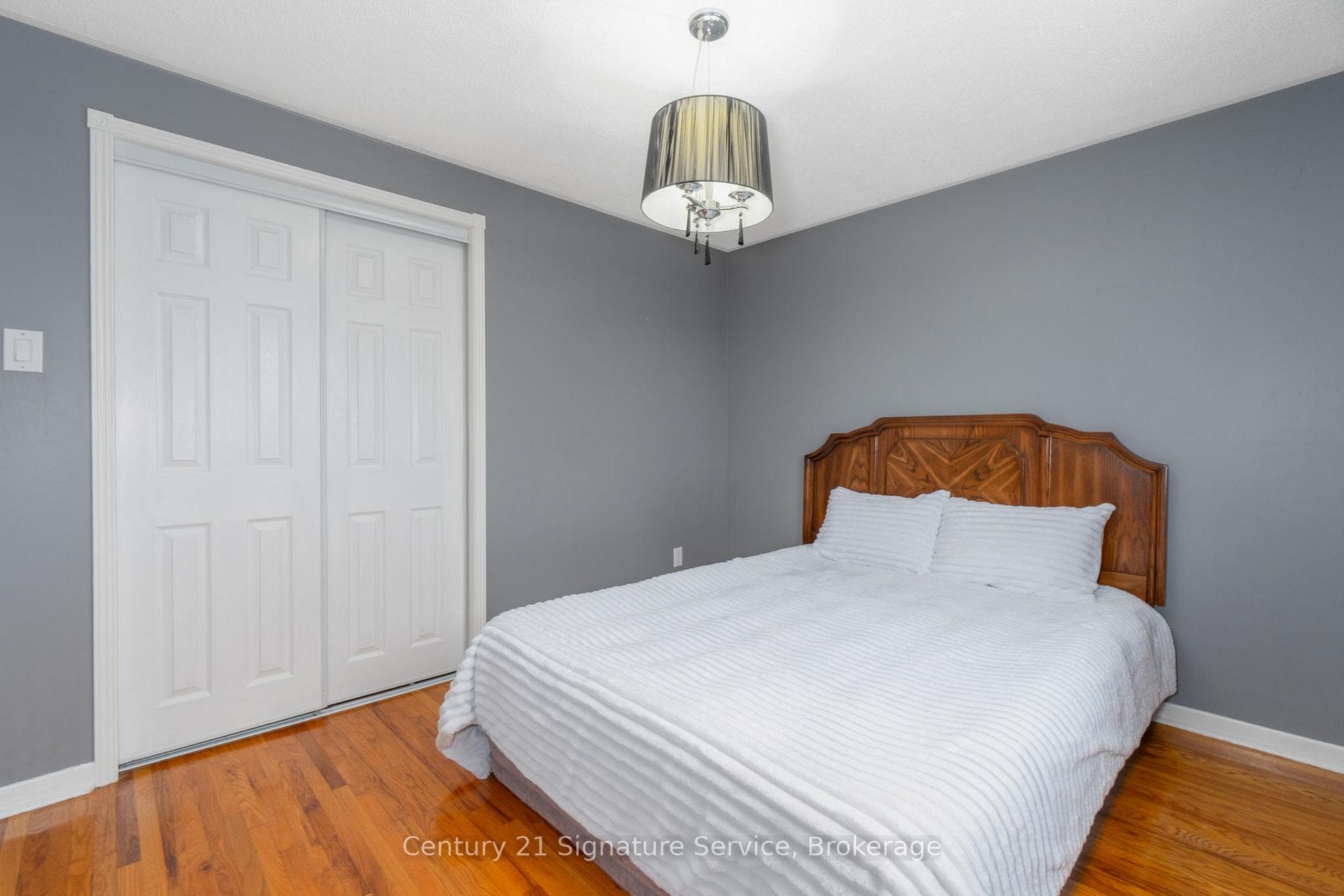 854 Forestwood Drive photo 17