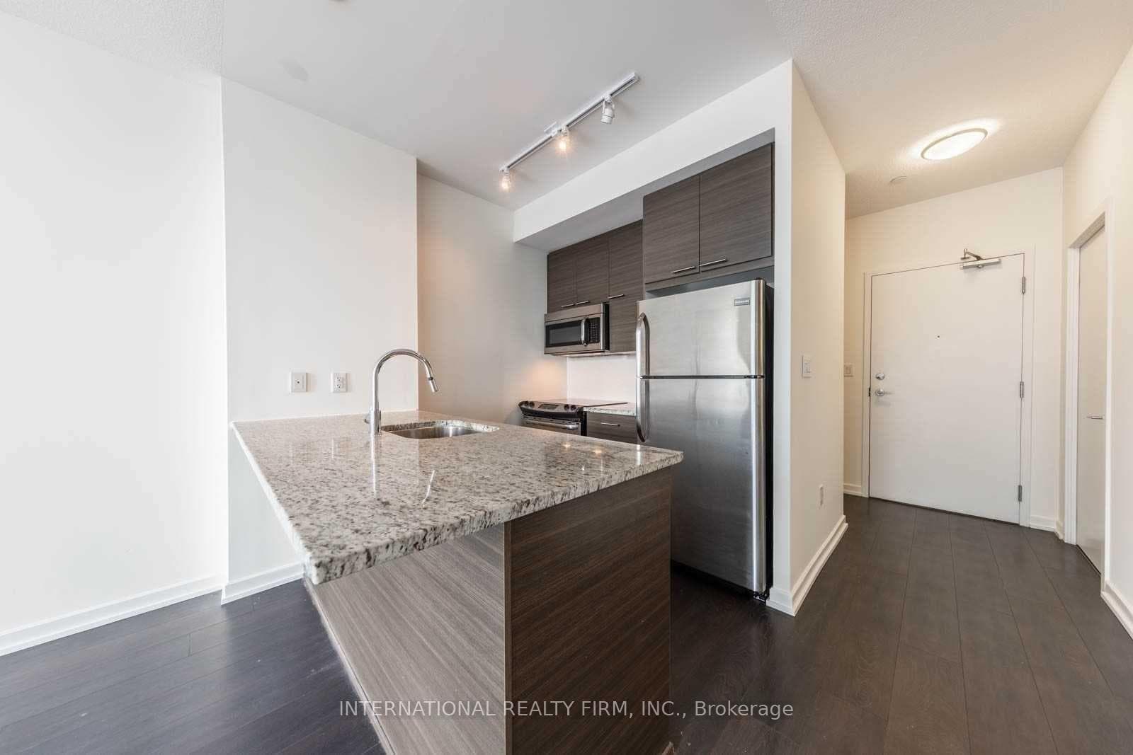 66 Forest Manor Road Unit 1213 photo 1