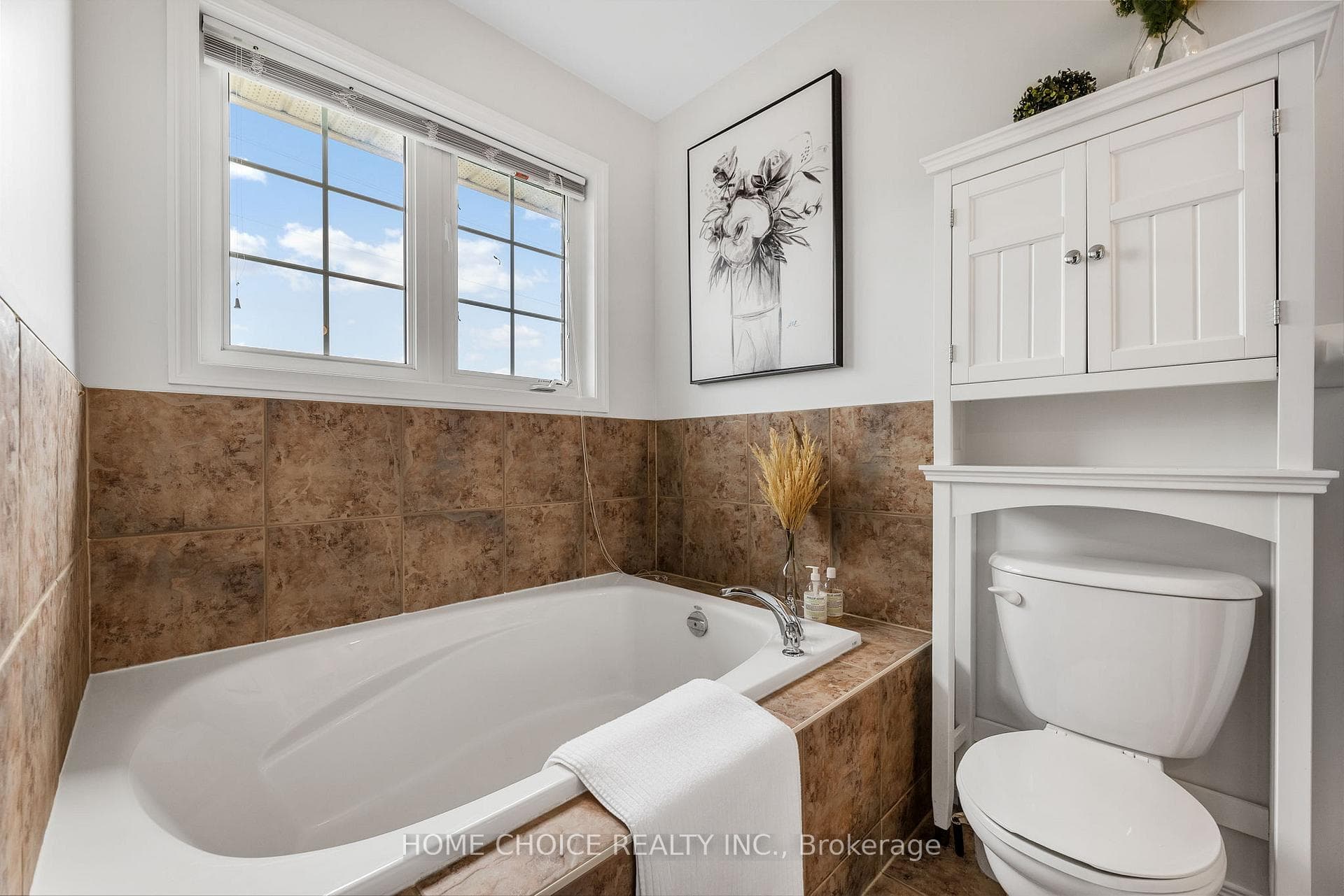 1665 Northfield Avenue photo 13