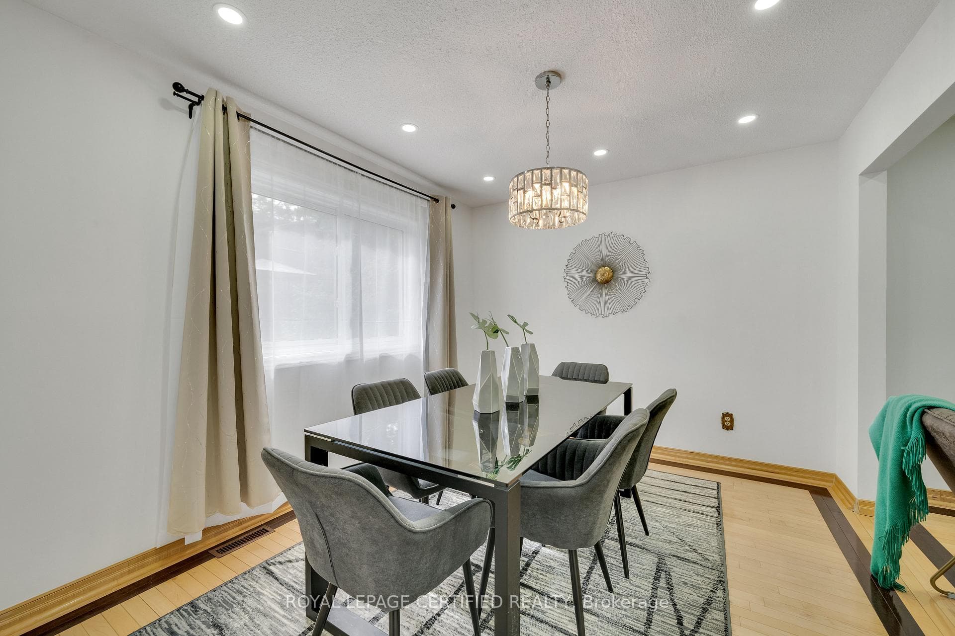55 Mullen Drive photo 8