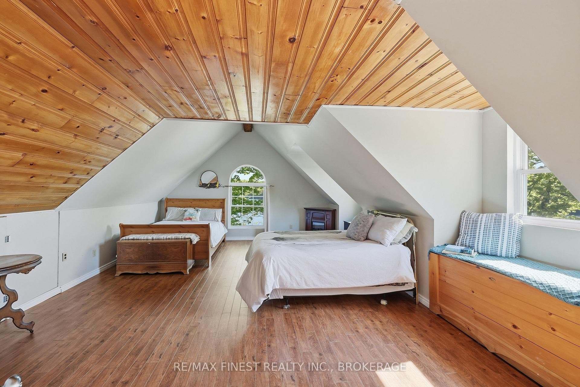 308C Henry Lane photo 20