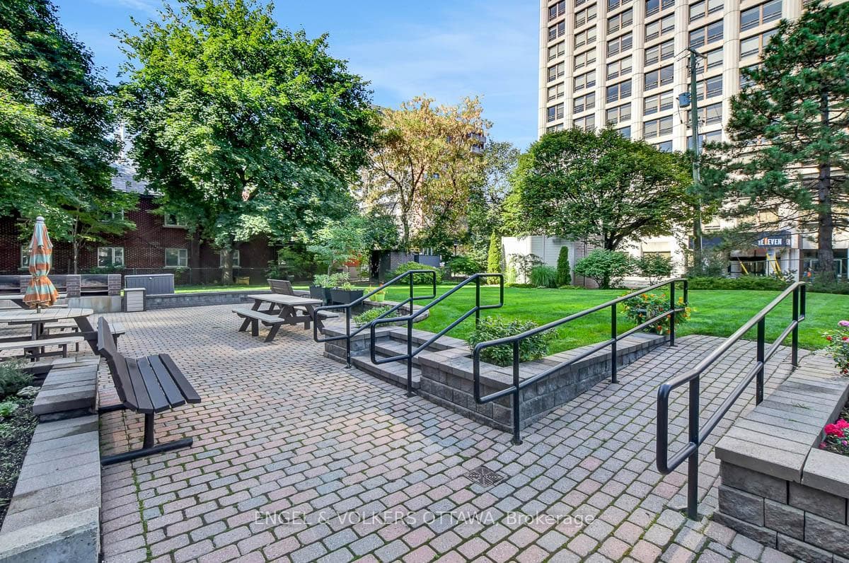 71 Somerset Street Unit 204 photo 35