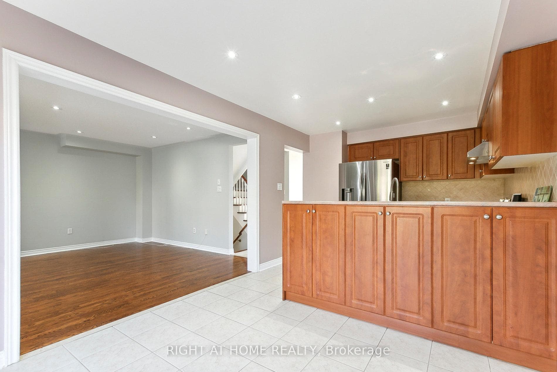 43 Nobbs Drive photo 16