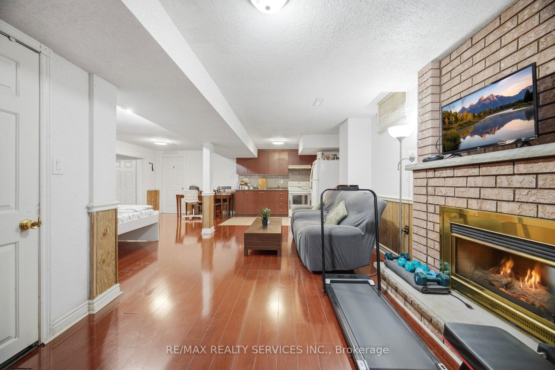 26 Sunforest Drive photo 41