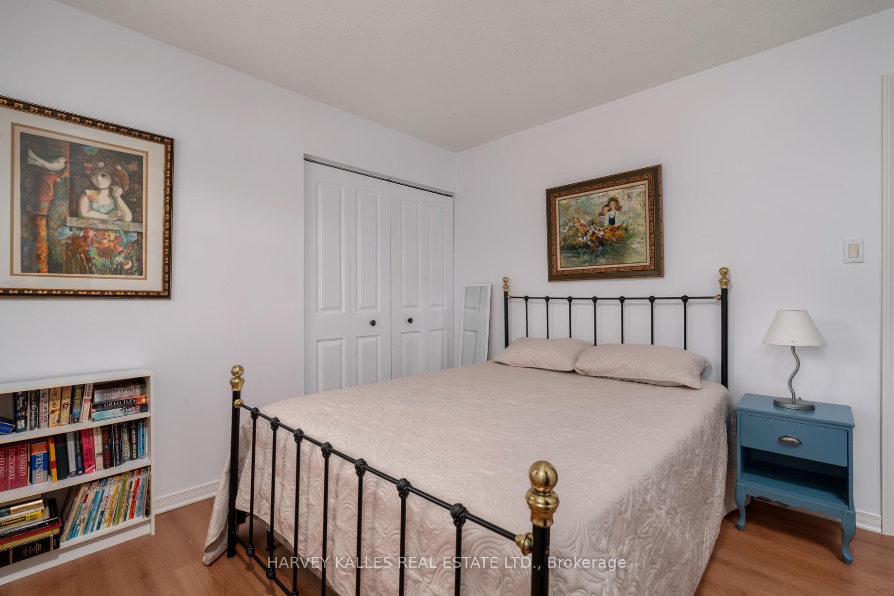 9 Manning Crescent photo 30