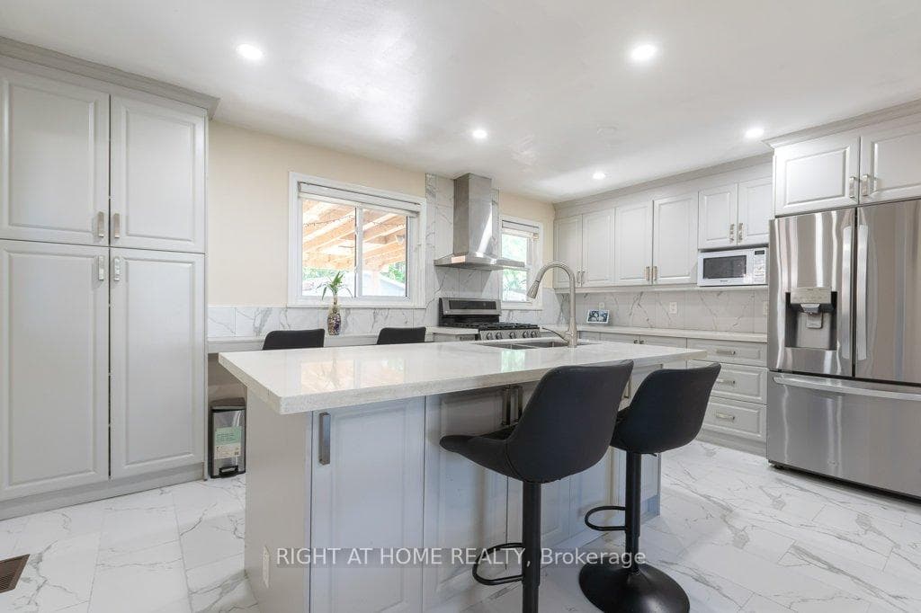 4 Fennimore Crescent photo 10
