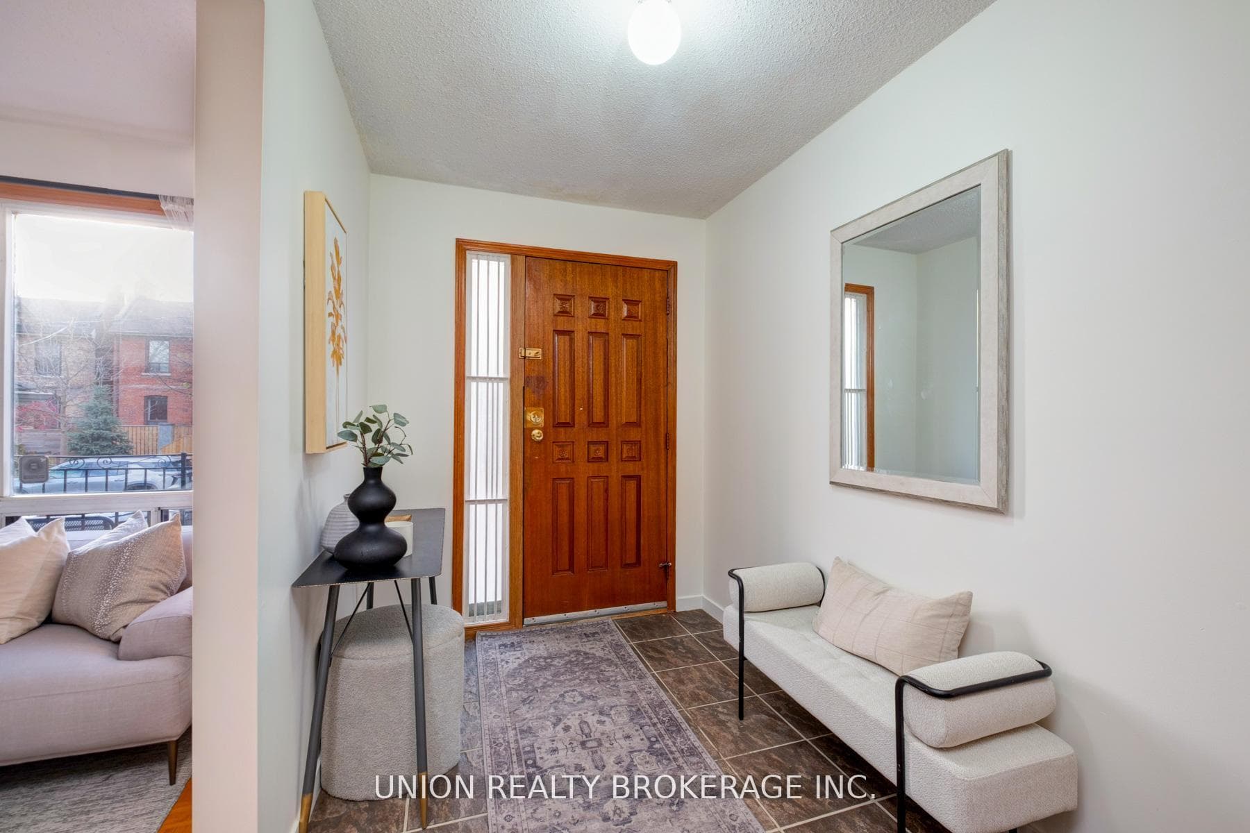 19 Ashdale Avenue photo 3