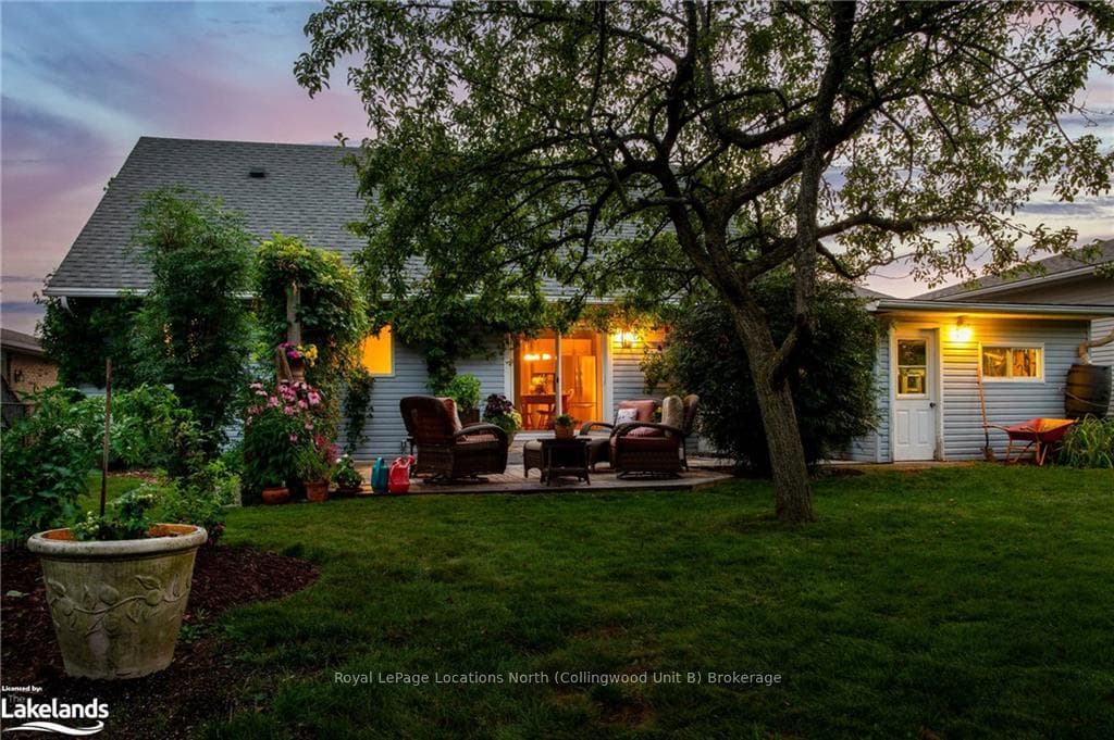 13 COUNTRY Crescent photo 46