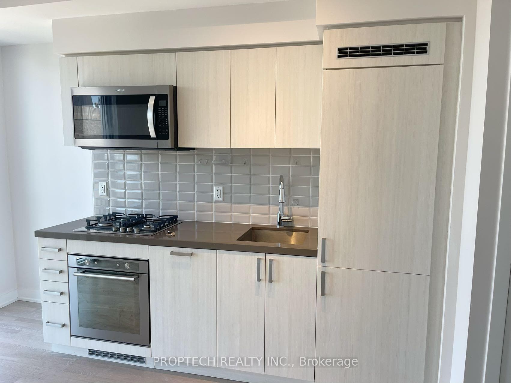 501 St Clair Avenue Unit 1809 photo 9