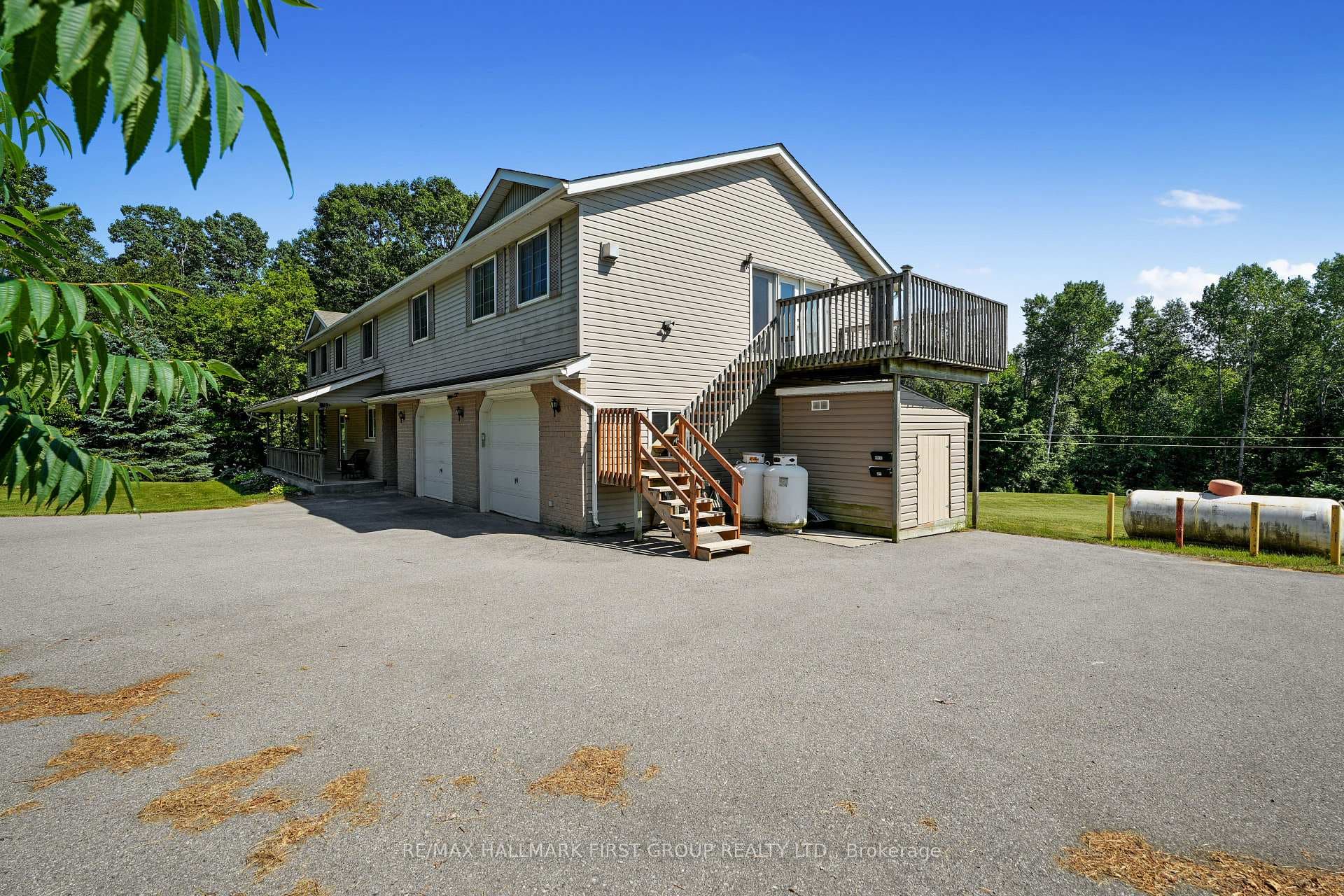 763 Dudley Road photo 32