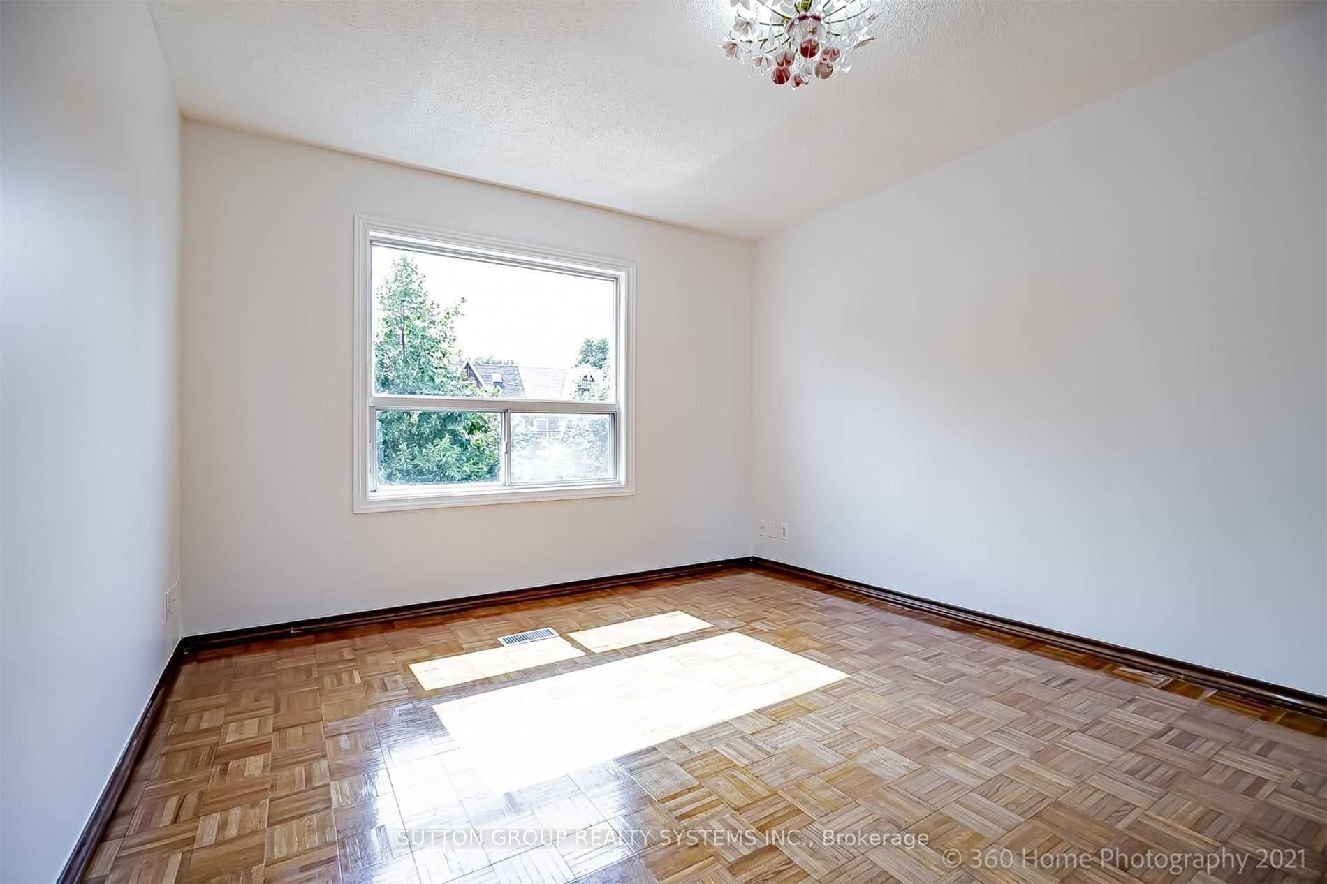 83 Dawes Road Unit Upper level photo 17