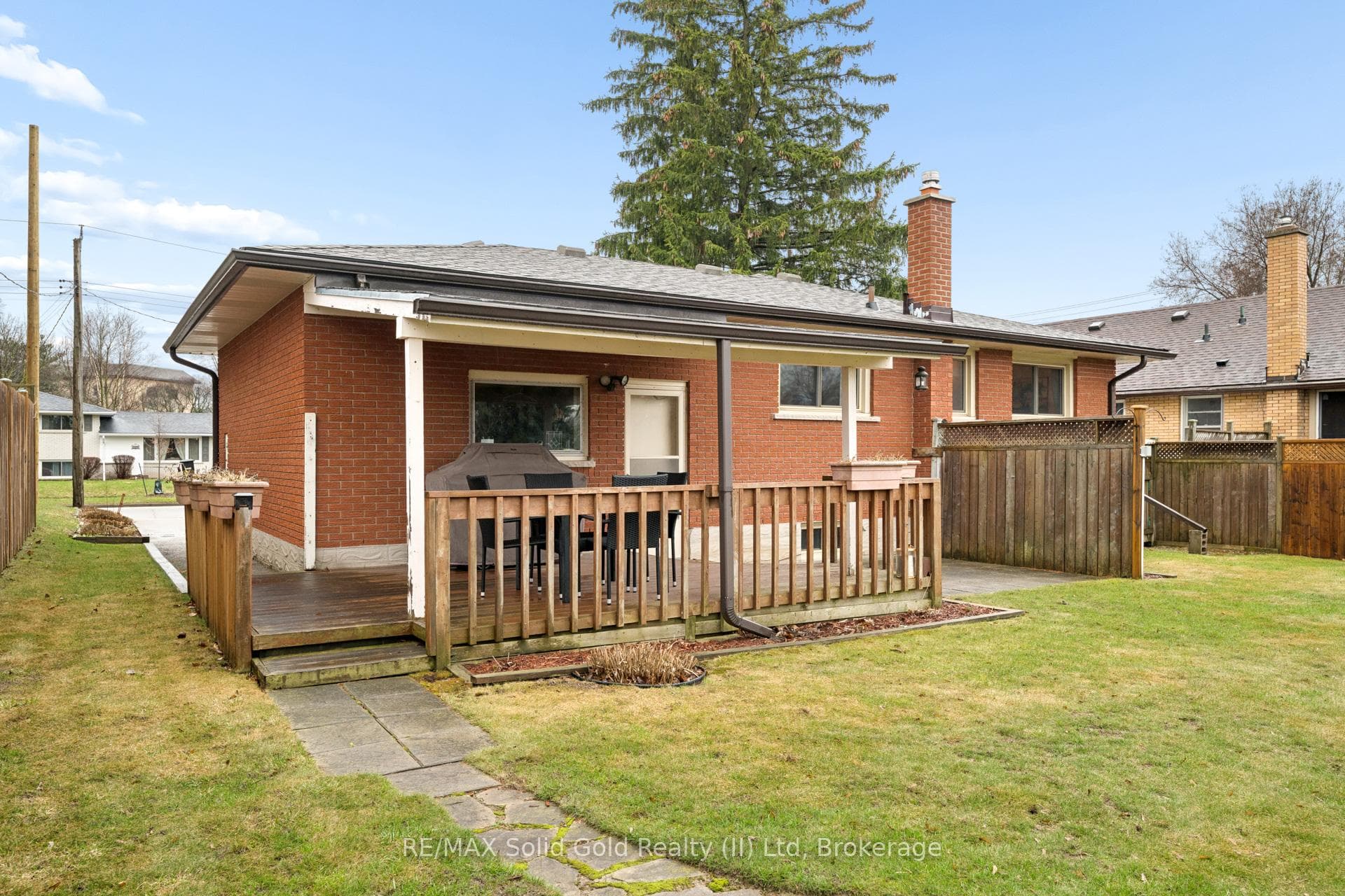 228 Kenneth Avenue photo 25