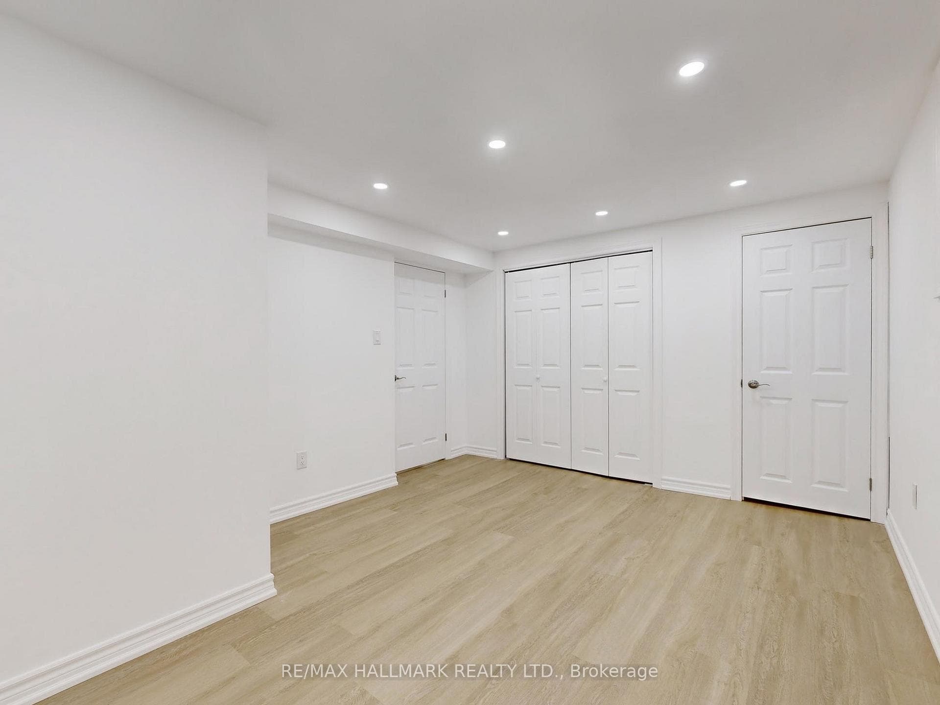 138 Armitage Drive photo 41