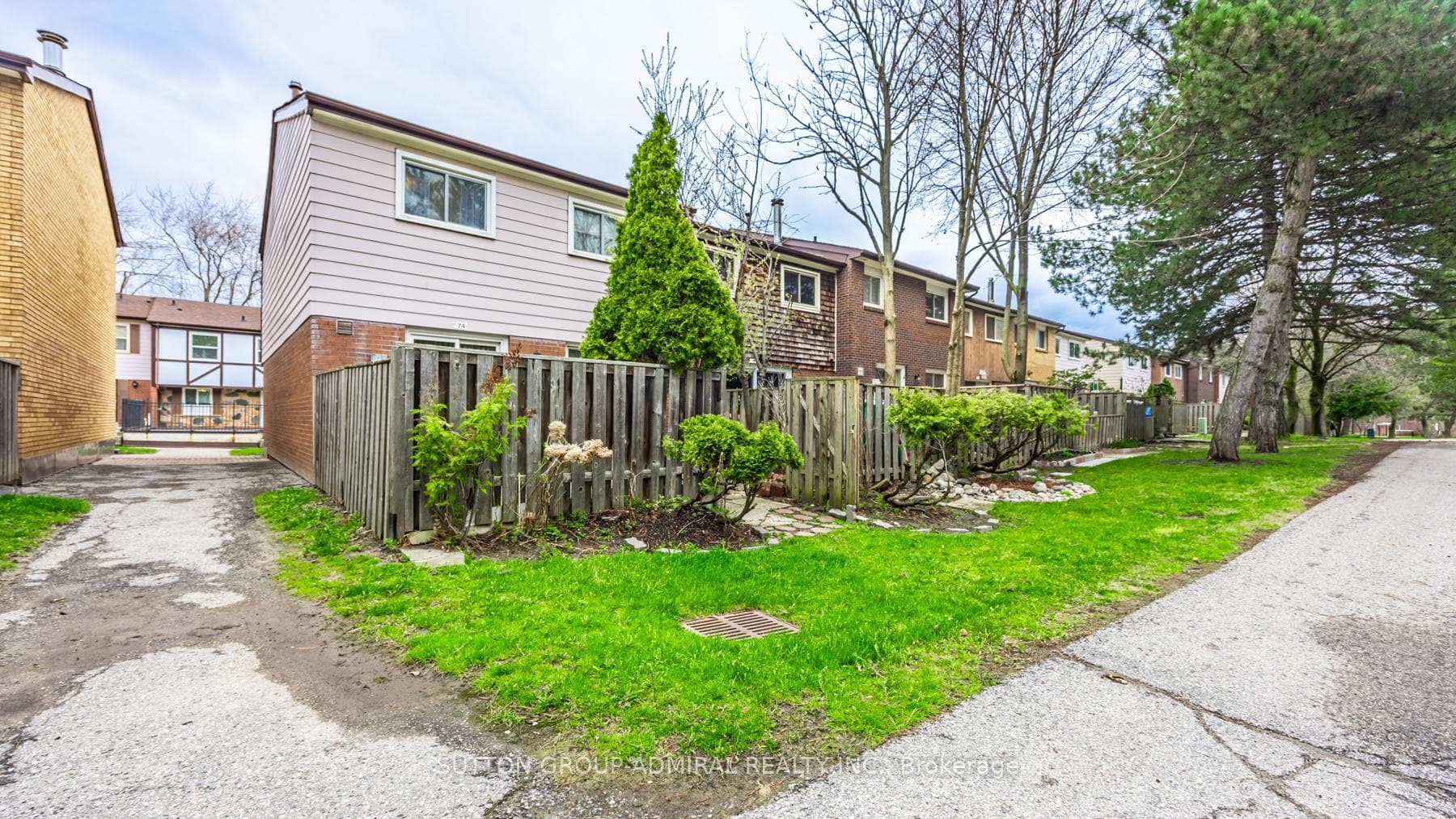 25 Brimwood Boulevard Unit 74 photo 33