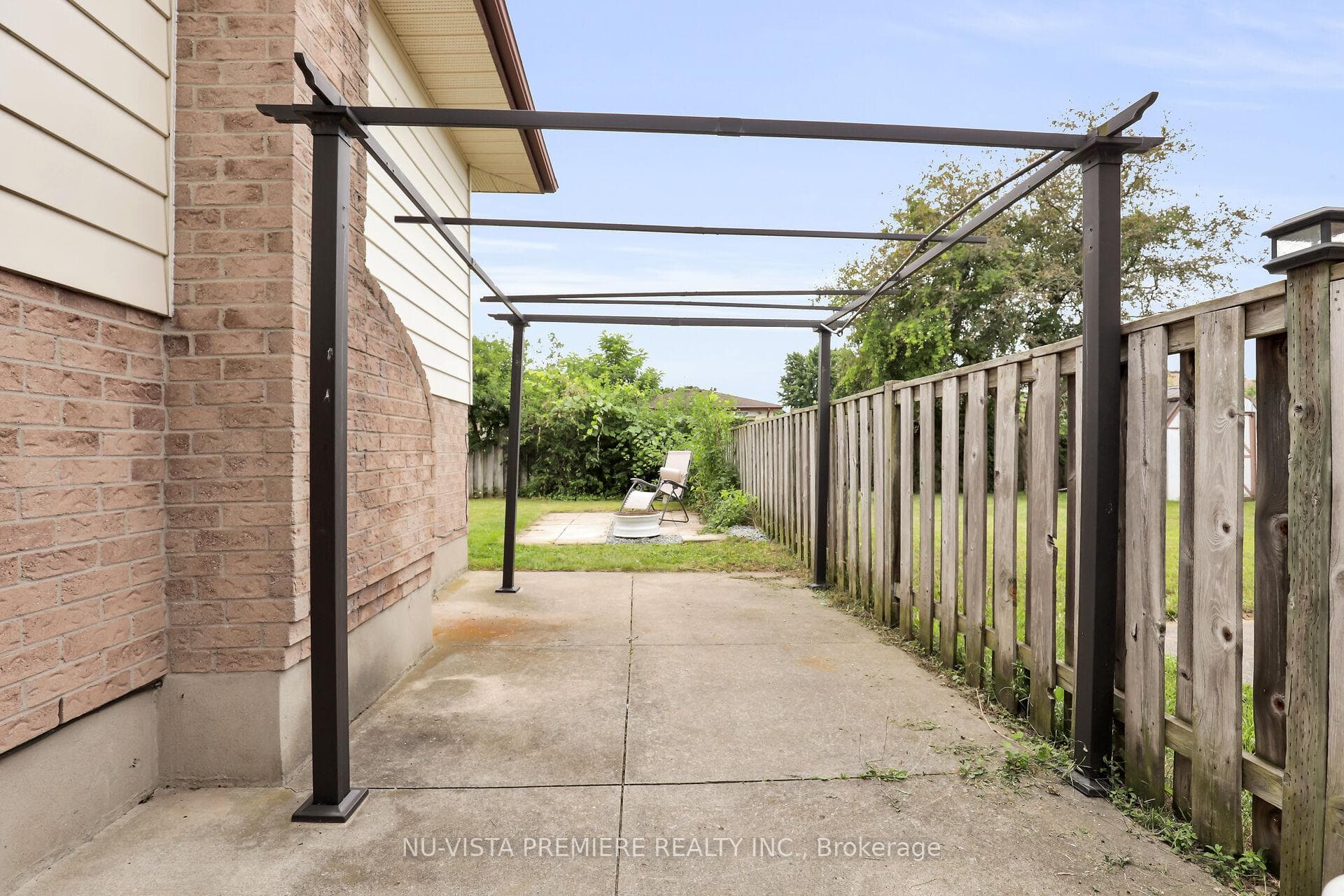1180 Delphi Place photo 35