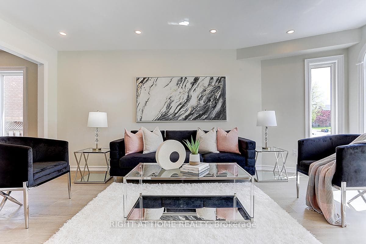 8 Devonshire Avenue photo 8
