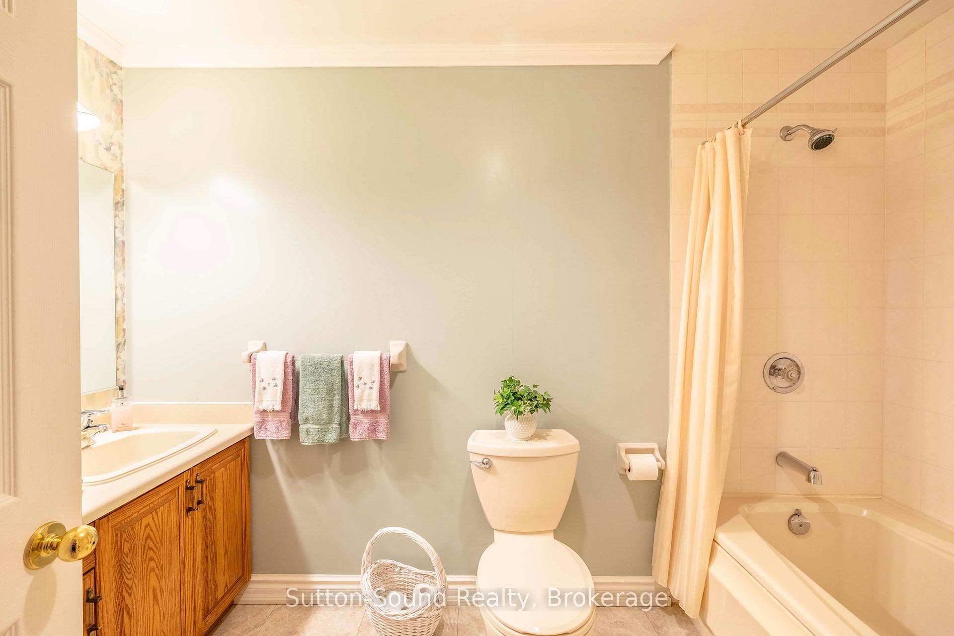 Four Piece Bath
