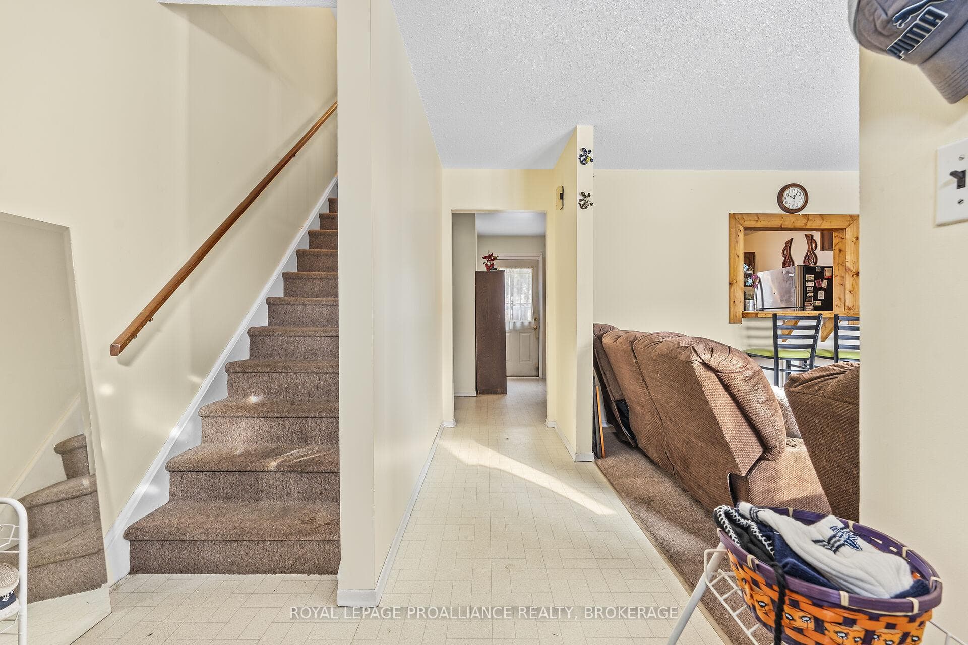 7 Rosemund Crescent photo 6