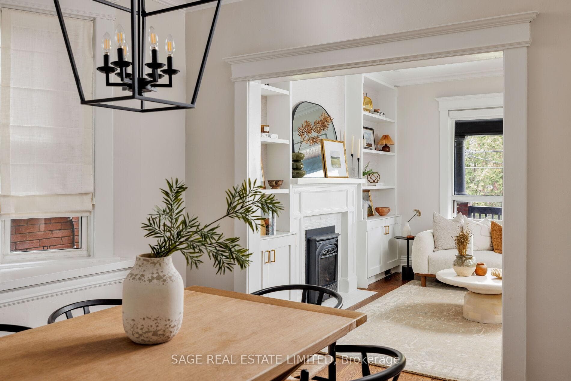 208 Galley Avenue photo 9