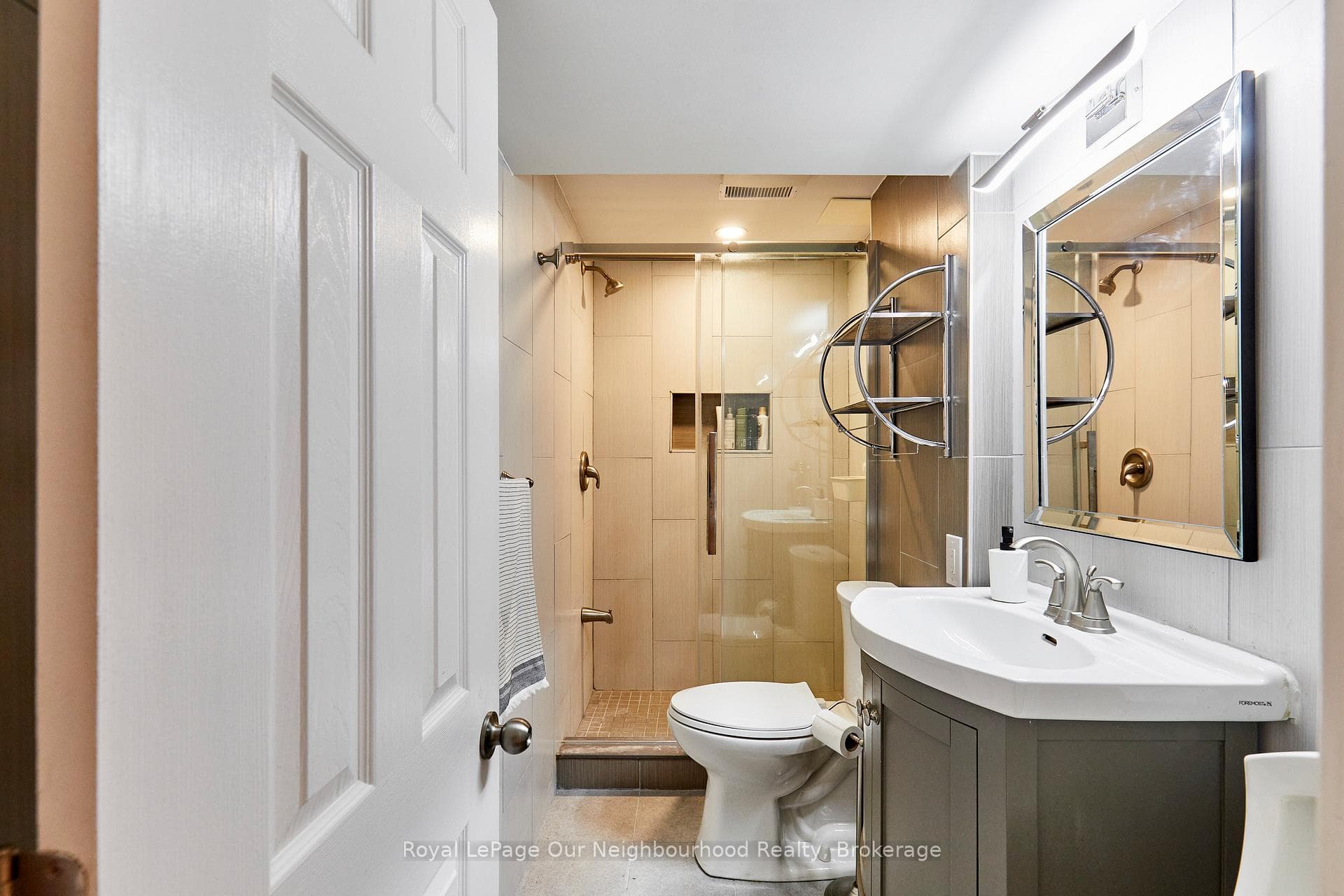 43 Isabella Garden Lane photo 20