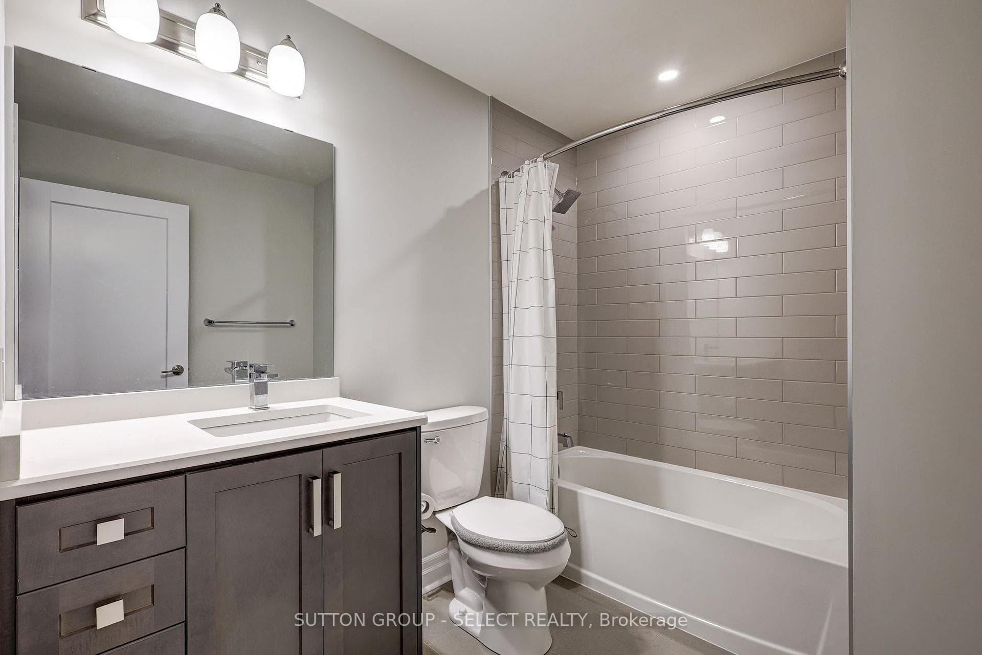 Second bathroom