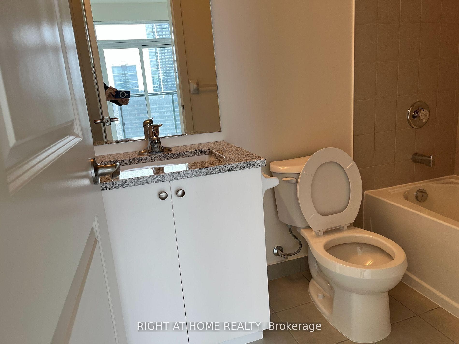 4955 Yonge Street Unit 3008 photo 15
