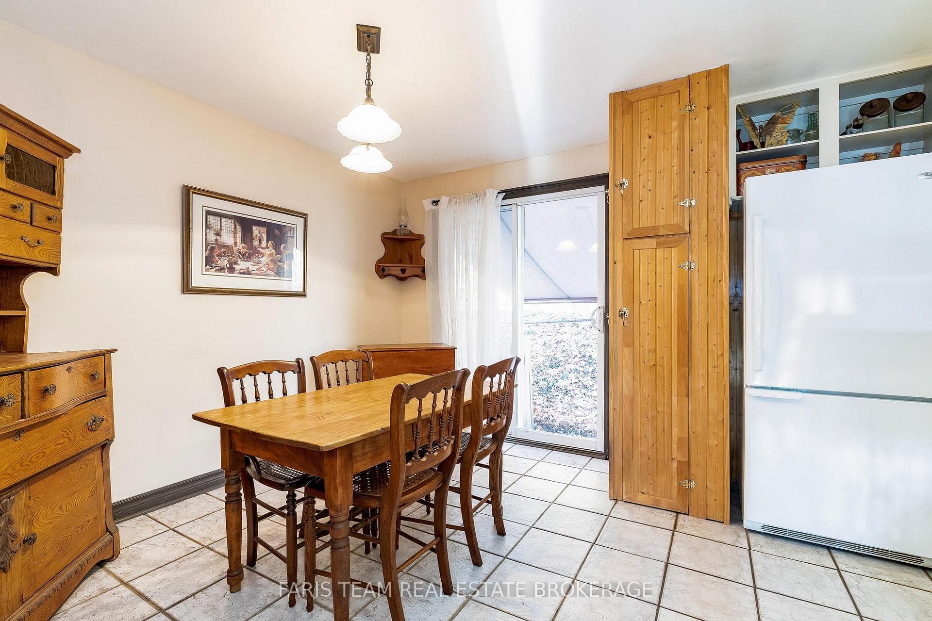 13 Cayuga Court photo 7