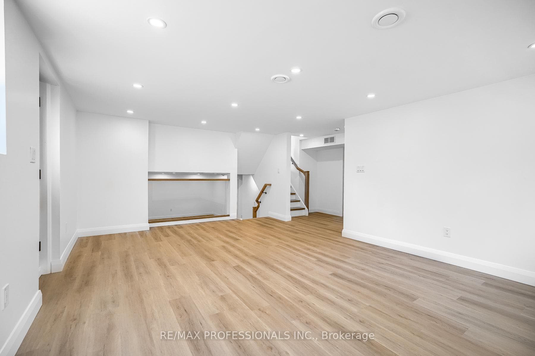 1481 Jefferson Road photo 27
