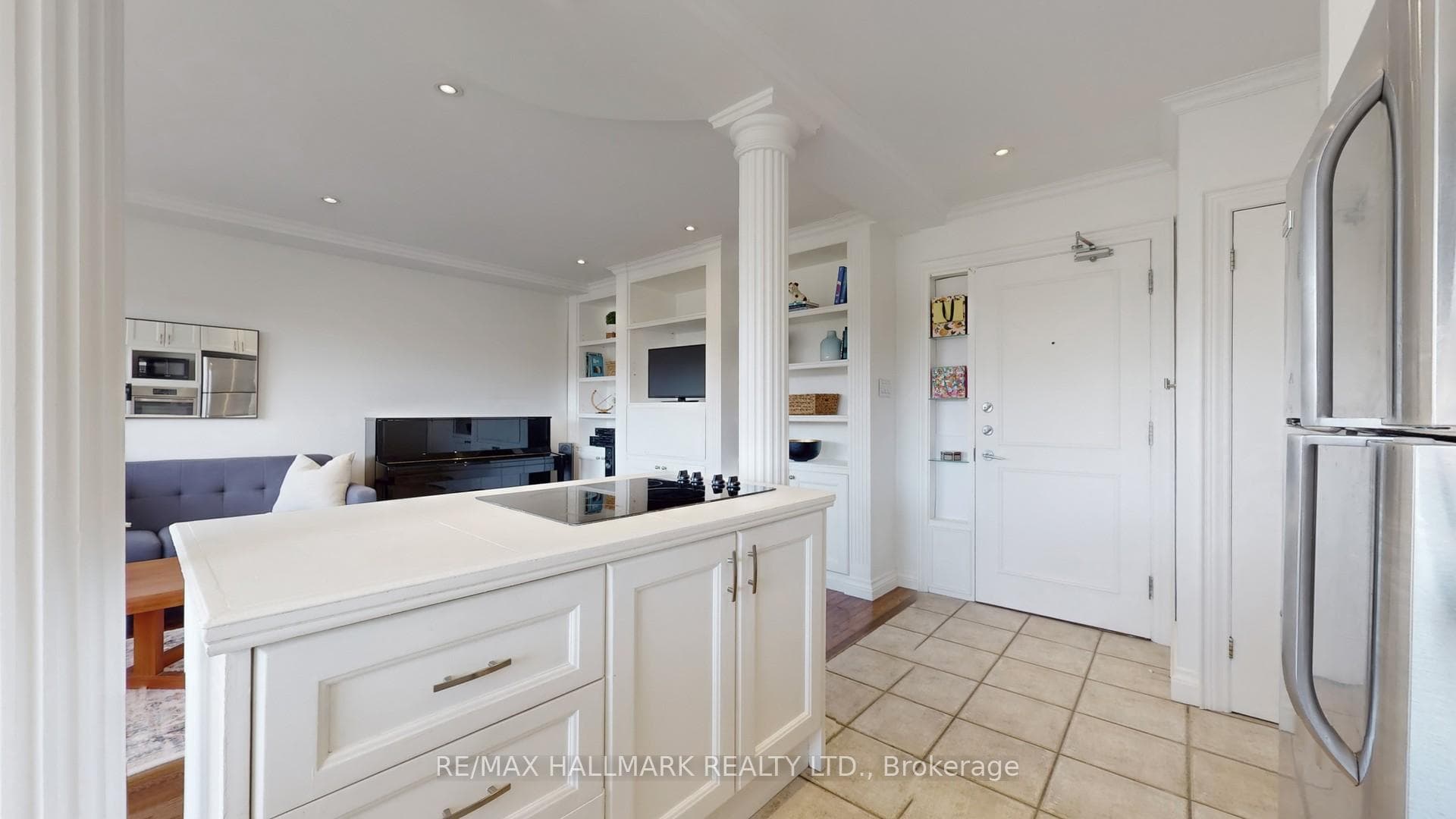 660 Eglinton Avenue Unit 508 photo 5