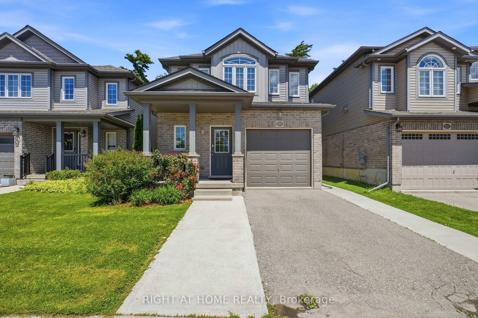 153 Maitland Street photo 1