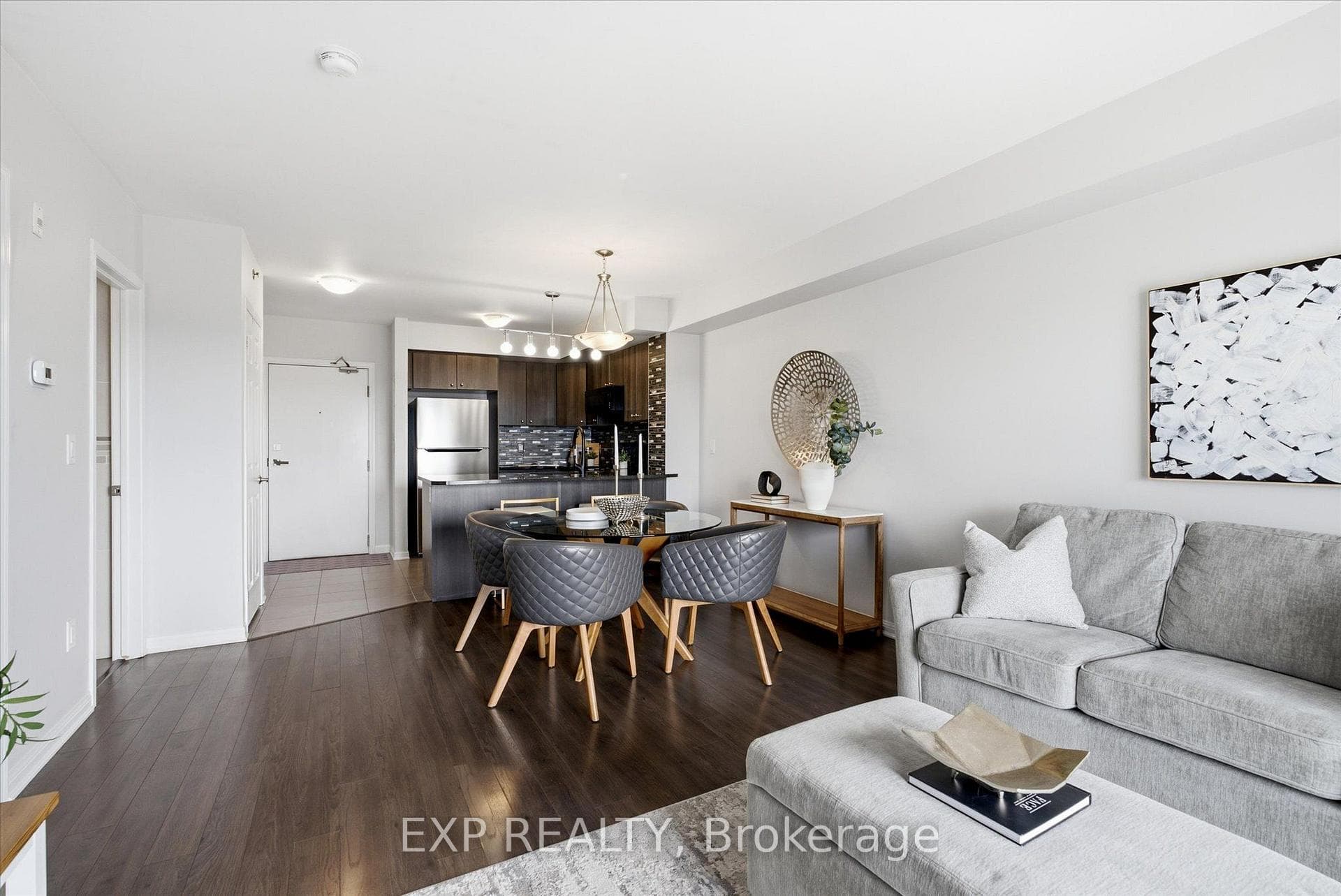 60 Baycliffe Crescent Unit 412A photo 12