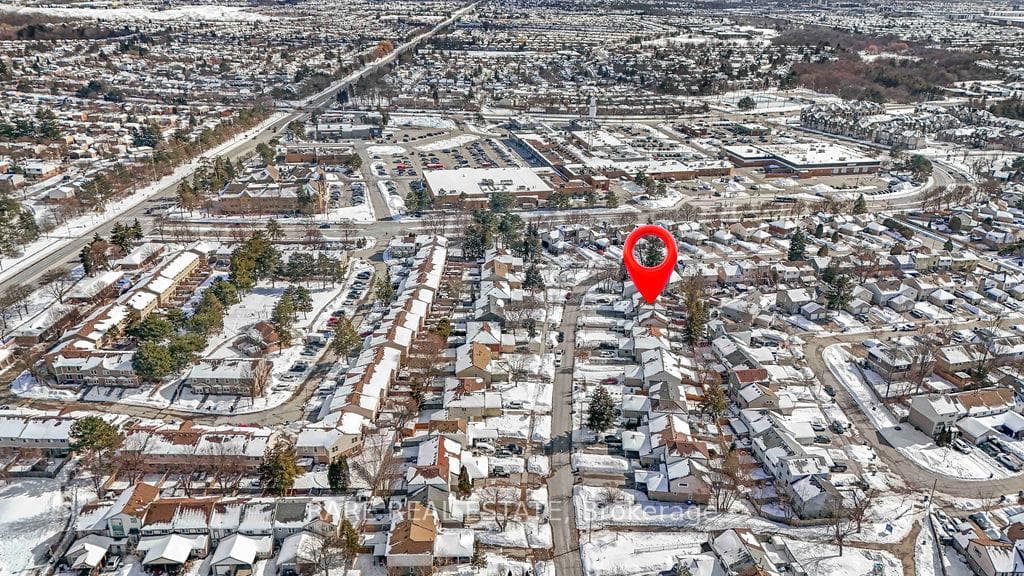 45 Fanshawe Drive photo 17