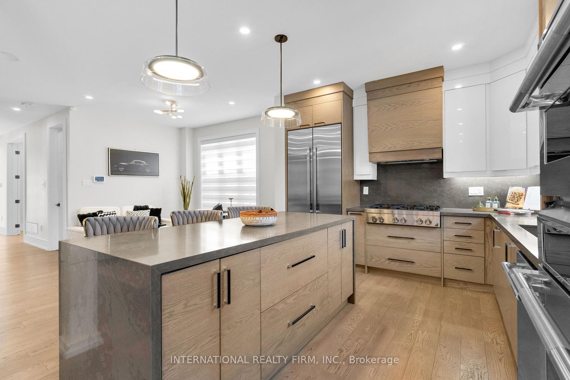 46 Sunnypoint Crescent photo 11