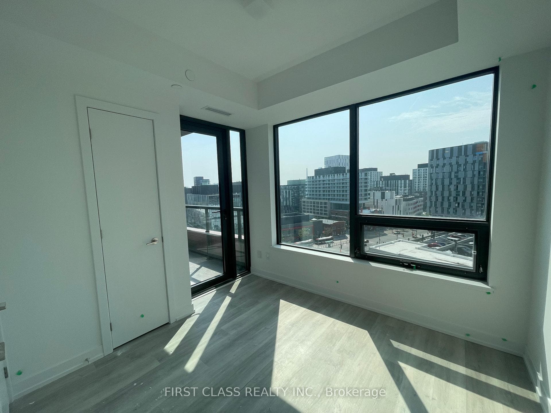 28 Eastern Avenue Unit 1008 photo 5